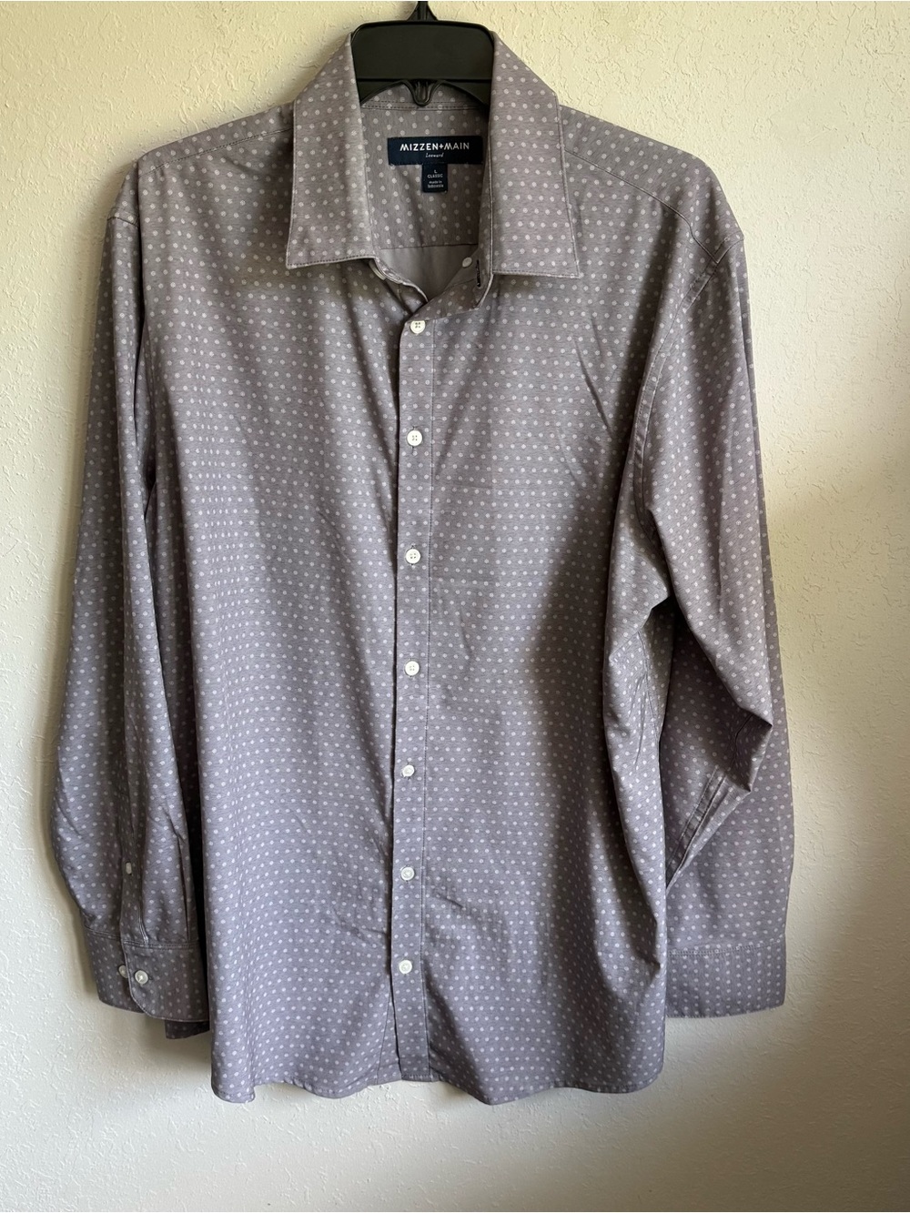 Men’s L Gray Mizzen and Main Leeward Stretch Business Casual Nightout Button Up